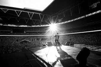 400000 поклонников Эда Ширана присутствовали на концертах в Лондоне и Дублине